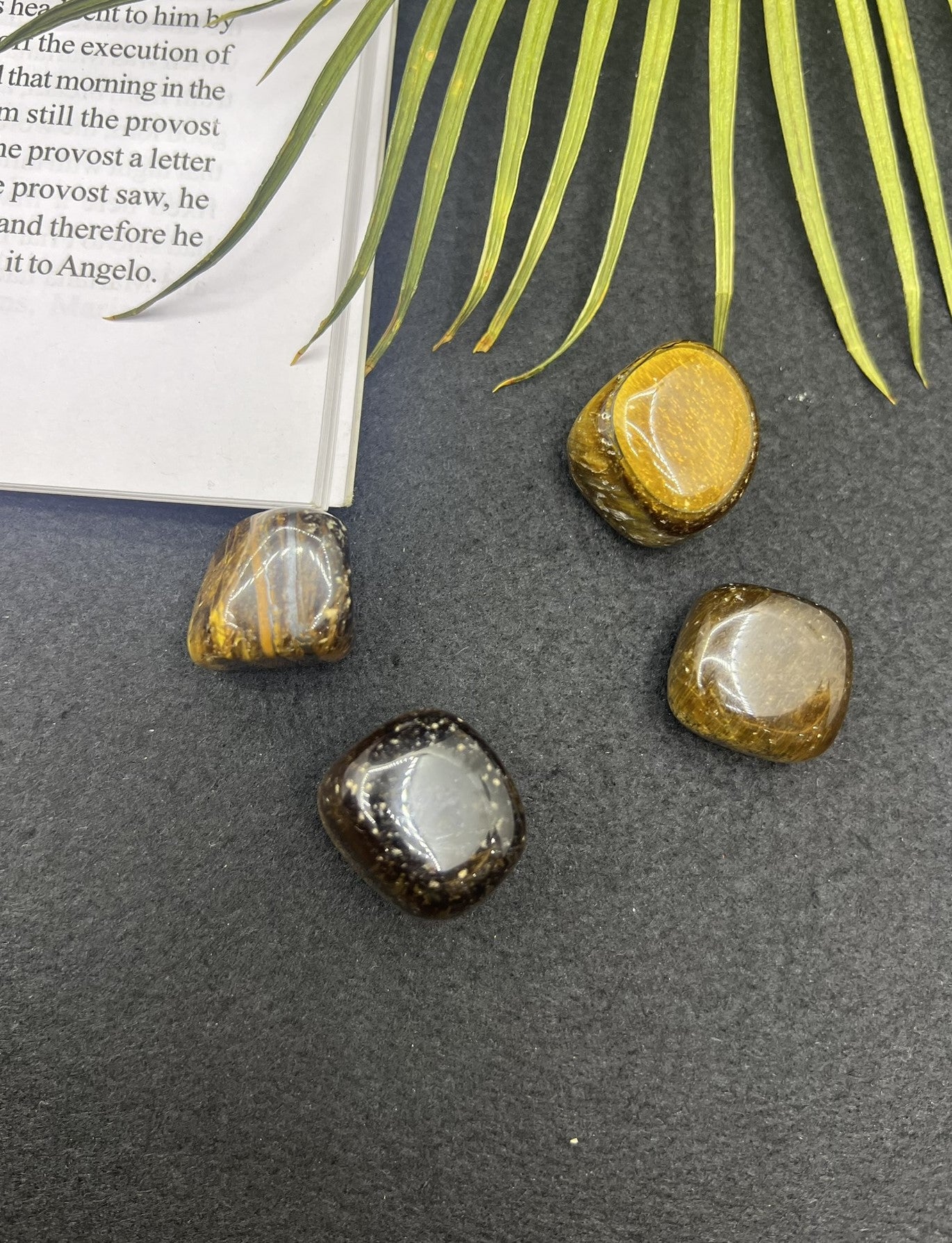 Valor - Tiger Eye Tumbles